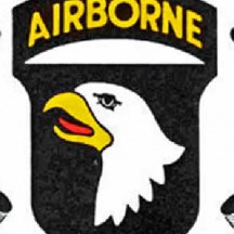 Blason de la 101th Airborne Division (L'aigle hurlant)