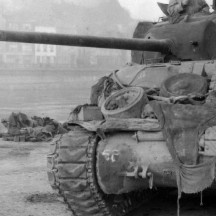 Namur, tank anglais Sherman