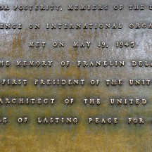 19 mai 1945, plaque commémorative en mémoire de Roosevelt