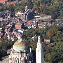Vue aérienne du Mémorial Interallié de Cointe (Liège)