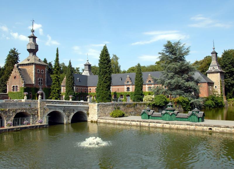 Salle de conférences - Province de Liège ©